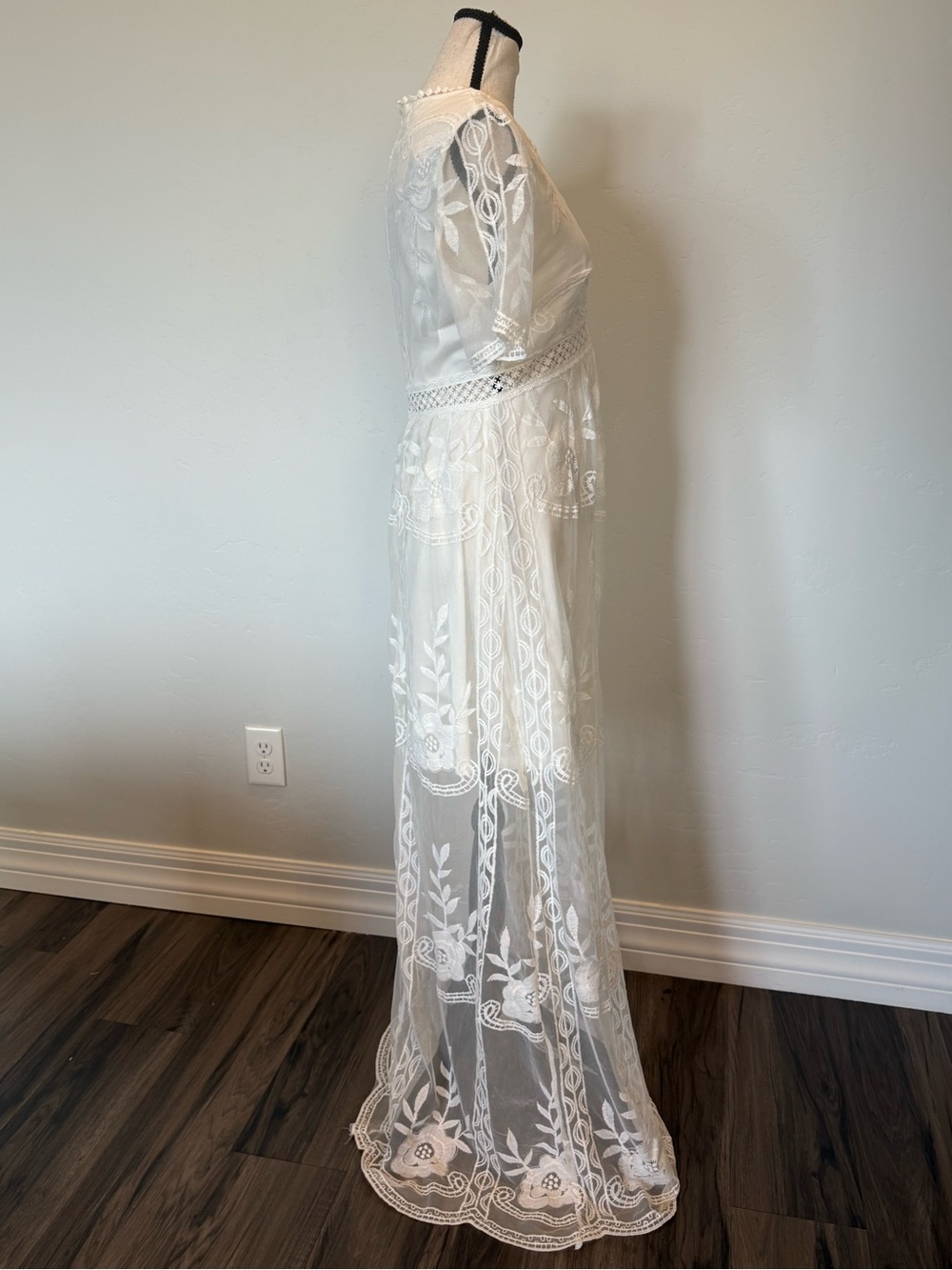Boho White Embroidered Lace Maxi Dress Sheer Mesh Overlay Cottagecore Medium - Picture 6 of 13